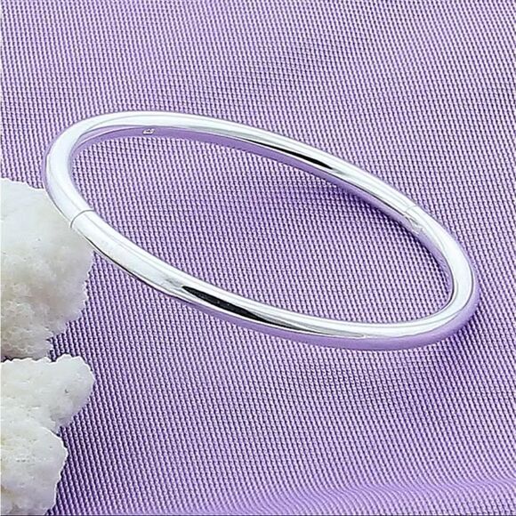 NEW 925Â SterlingâSilver Bangle Bracelet Simple Round SilverâBracelet - Picture 1 of 8